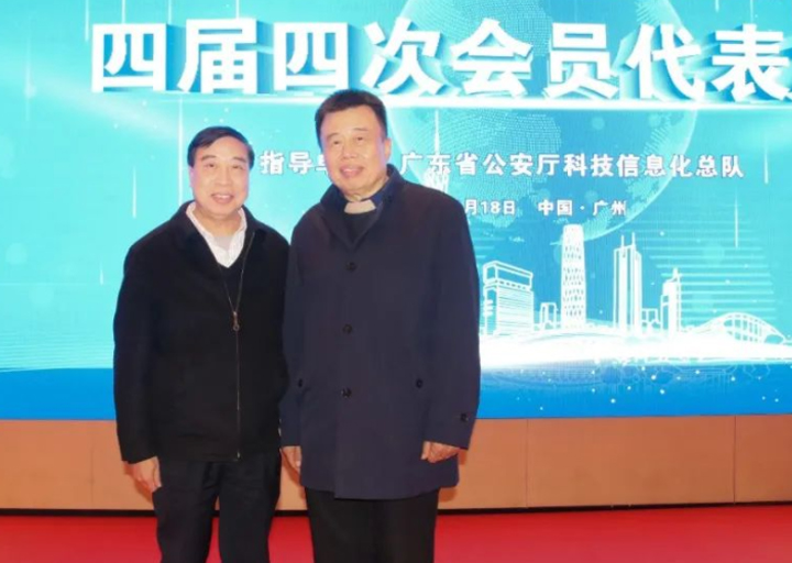 宏景科技助力建設(shè)平安城市<br> 智慧守護(hù)一路前行。